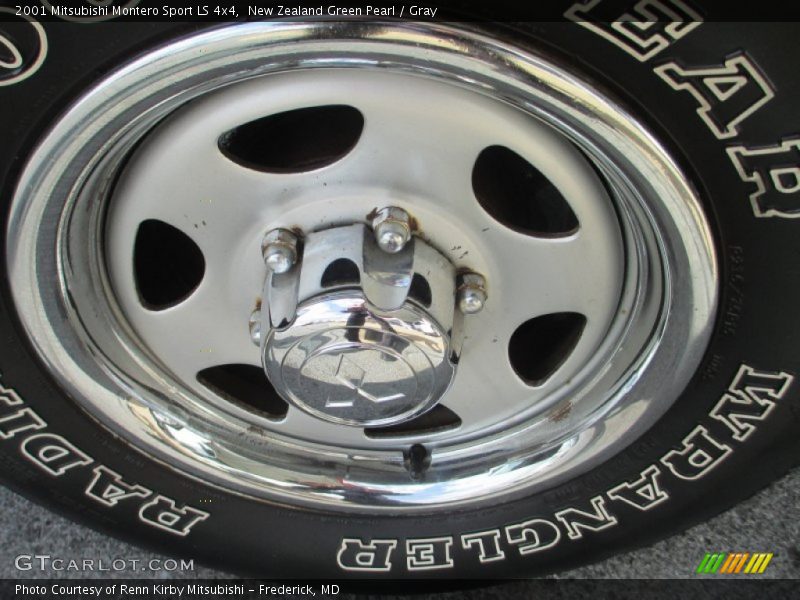 New Zealand Green Pearl / Gray 2001 Mitsubishi Montero Sport LS 4x4