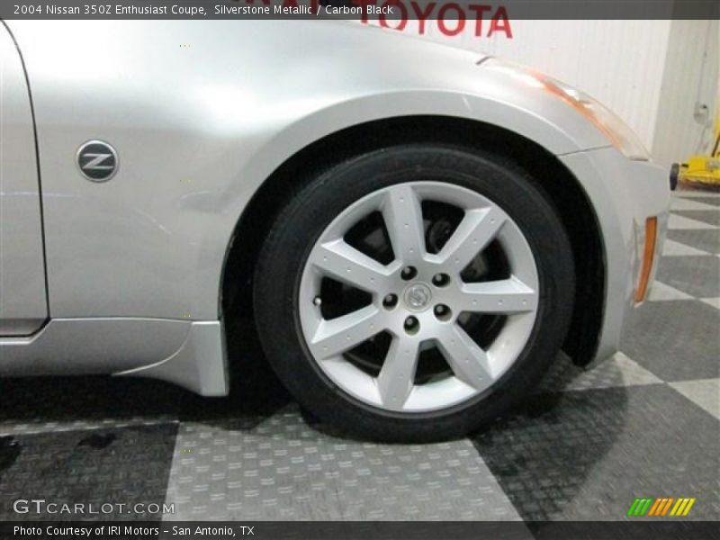 Silverstone Metallic / Carbon Black 2004 Nissan 350Z Enthusiast Coupe