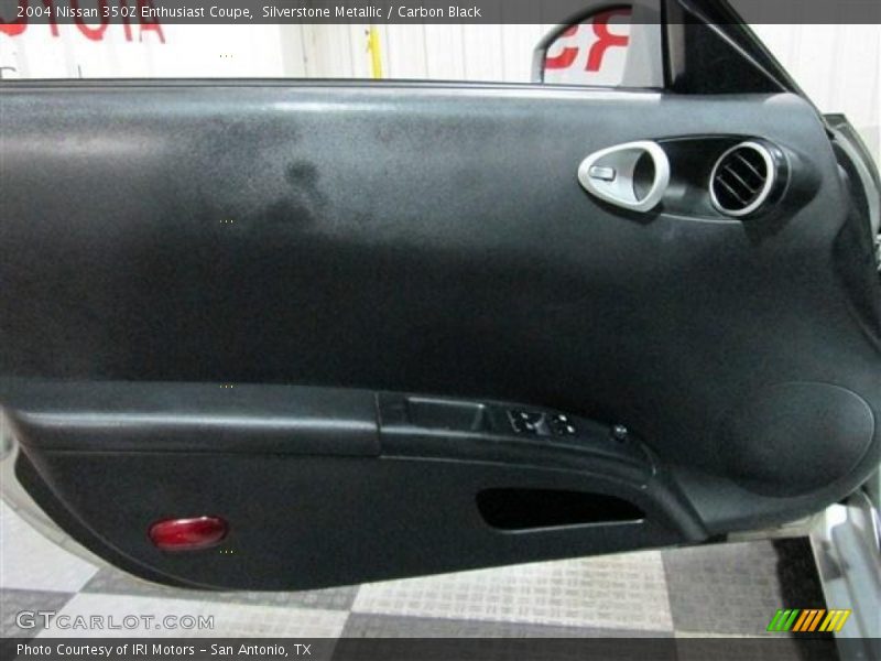 Silverstone Metallic / Carbon Black 2004 Nissan 350Z Enthusiast Coupe
