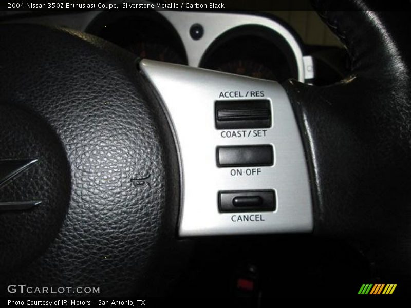 Silverstone Metallic / Carbon Black 2004 Nissan 350Z Enthusiast Coupe
