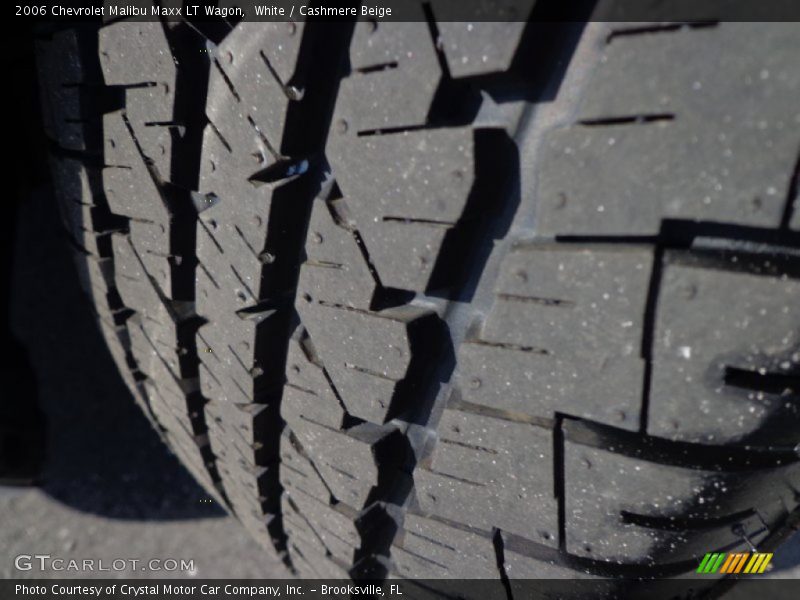 White / Cashmere Beige 2006 Chevrolet Malibu Maxx LT Wagon