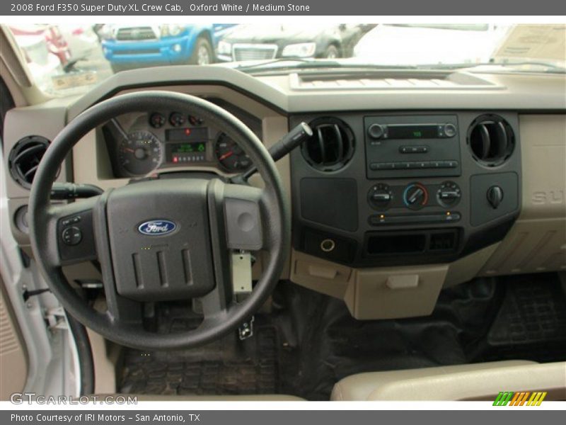 Dashboard of 2008 F350 Super Duty XL Crew Cab