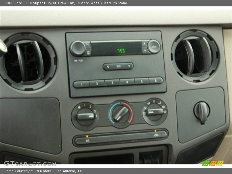 Controls of 2008 F350 Super Duty XL Crew Cab