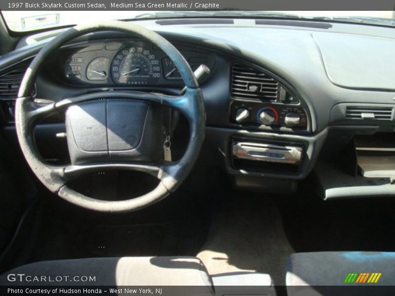 Medium Sea Green Metallic / Graphite 1997 Buick Skylark Custom Sedan