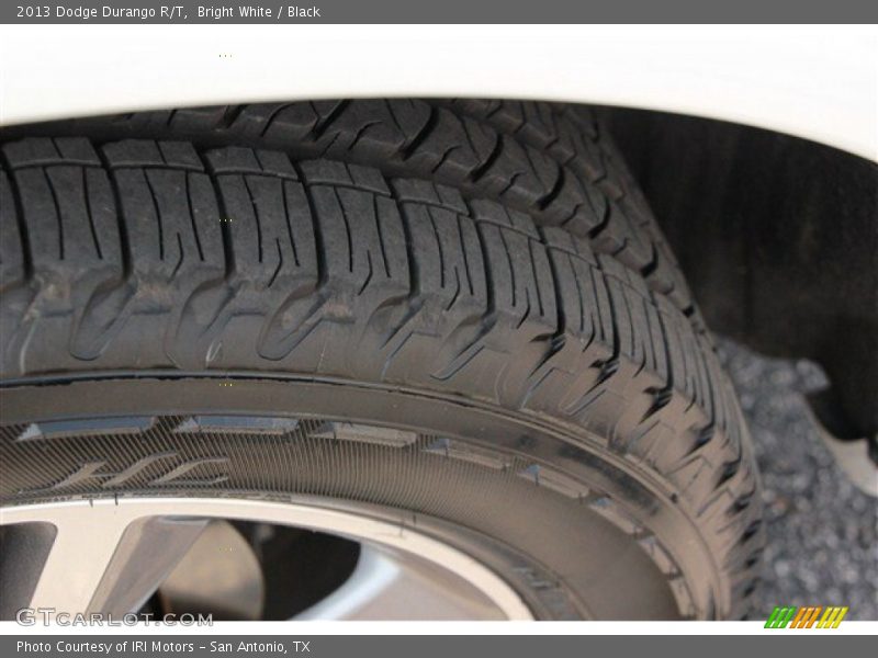 Bright White / Black 2013 Dodge Durango R/T