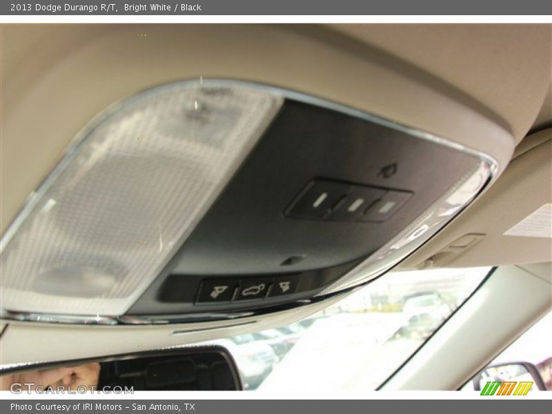 Bright White / Black 2013 Dodge Durango R/T