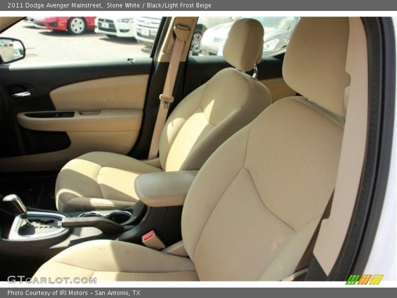Stone White / Black/Light Frost Beige 2011 Dodge Avenger Mainstreet