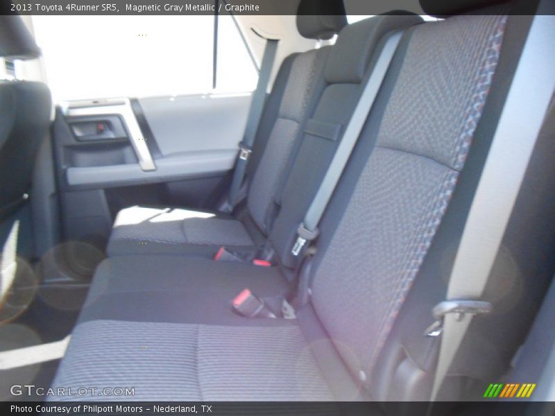 Magnetic Gray Metallic / Graphite 2013 Toyota 4Runner SR5