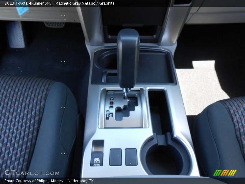 Magnetic Gray Metallic / Graphite 2013 Toyota 4Runner SR5
