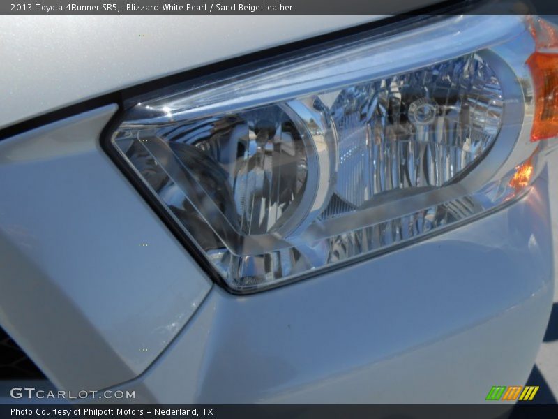 Blizzard White Pearl / Sand Beige Leather 2013 Toyota 4Runner SR5
