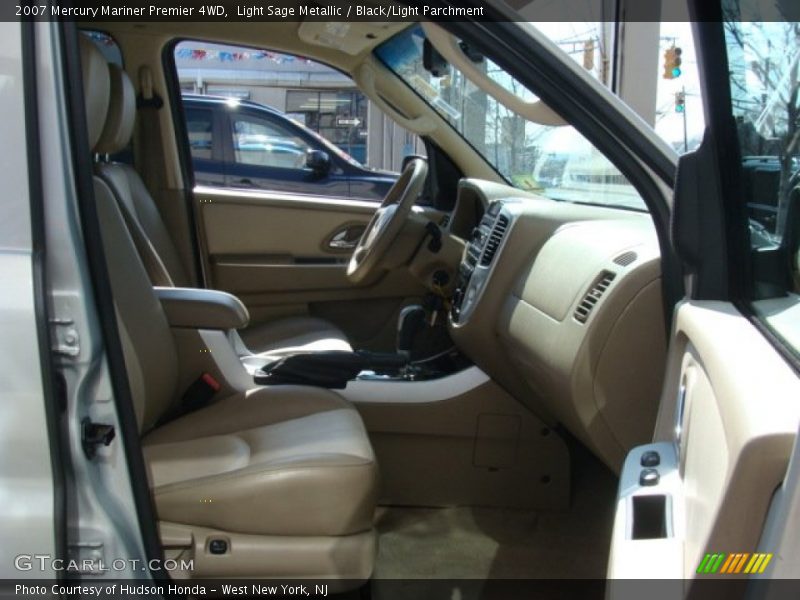Light Sage Metallic / Black/Light Parchment 2007 Mercury Mariner Premier 4WD