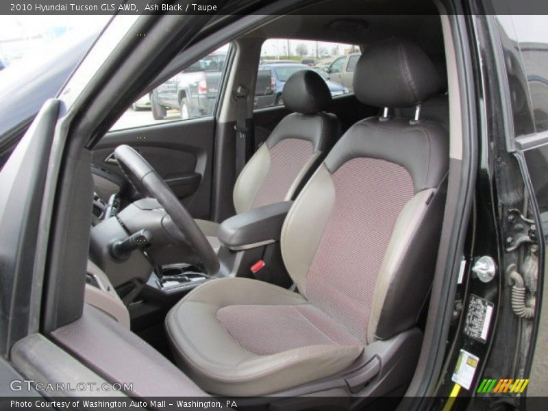 Ash Black / Taupe 2010 Hyundai Tucson GLS AWD