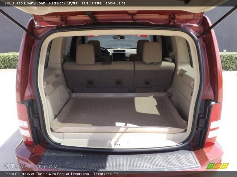  2008 Liberty Sport Trunk