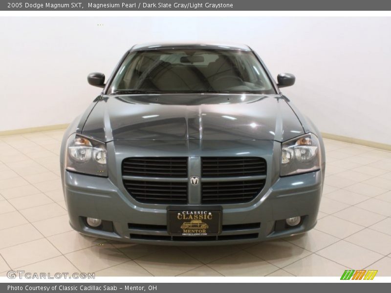 Magnesium Pearl / Dark Slate Gray/Light Graystone 2005 Dodge Magnum SXT