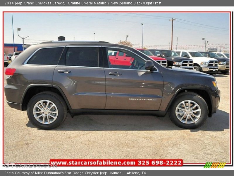Granite Crystal Metallic / New Zealand Black/Light Frost 2014 Jeep Grand Cherokee Laredo