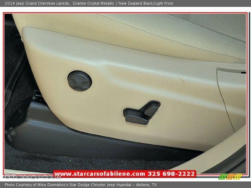 Granite Crystal Metallic / New Zealand Black/Light Frost 2014 Jeep Grand Cherokee Laredo