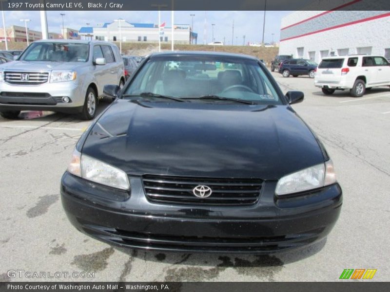 Black / Gray 1997 Toyota Camry LE V6