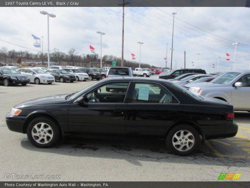 Black / Gray 1997 Toyota Camry LE V6