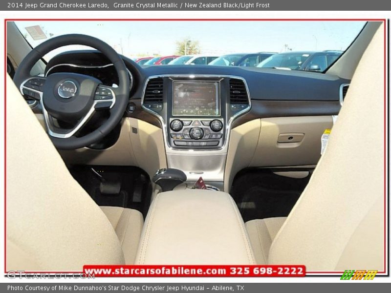 Granite Crystal Metallic / New Zealand Black/Light Frost 2014 Jeep Grand Cherokee Laredo
