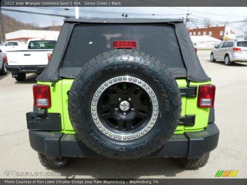 Custom Wheels of 2012 Wrangler Unlimited Sport S 4x4