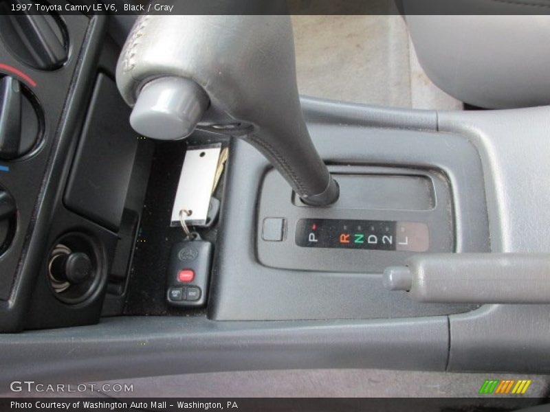 Black / Gray 1997 Toyota Camry LE V6