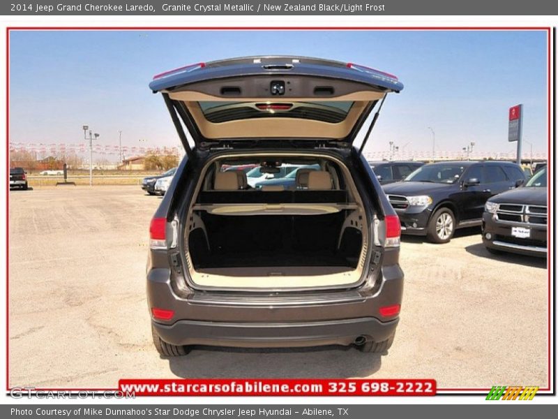 Granite Crystal Metallic / New Zealand Black/Light Frost 2014 Jeep Grand Cherokee Laredo