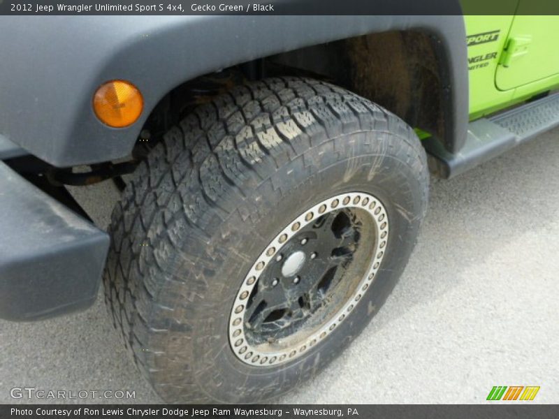 Custom Wheels of 2012 Wrangler Unlimited Sport S 4x4