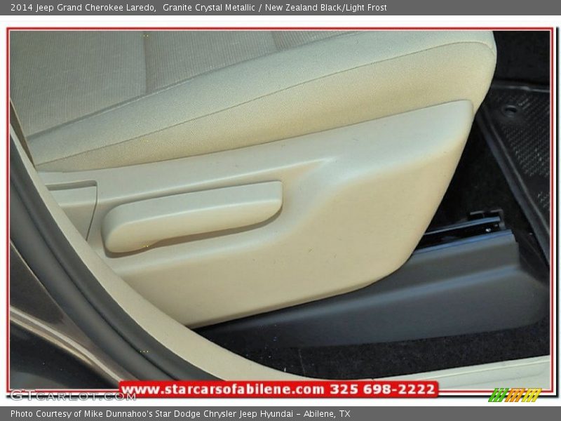 Granite Crystal Metallic / New Zealand Black/Light Frost 2014 Jeep Grand Cherokee Laredo