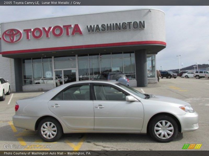 Lunar Mist Metallic / Gray 2005 Toyota Camry LE