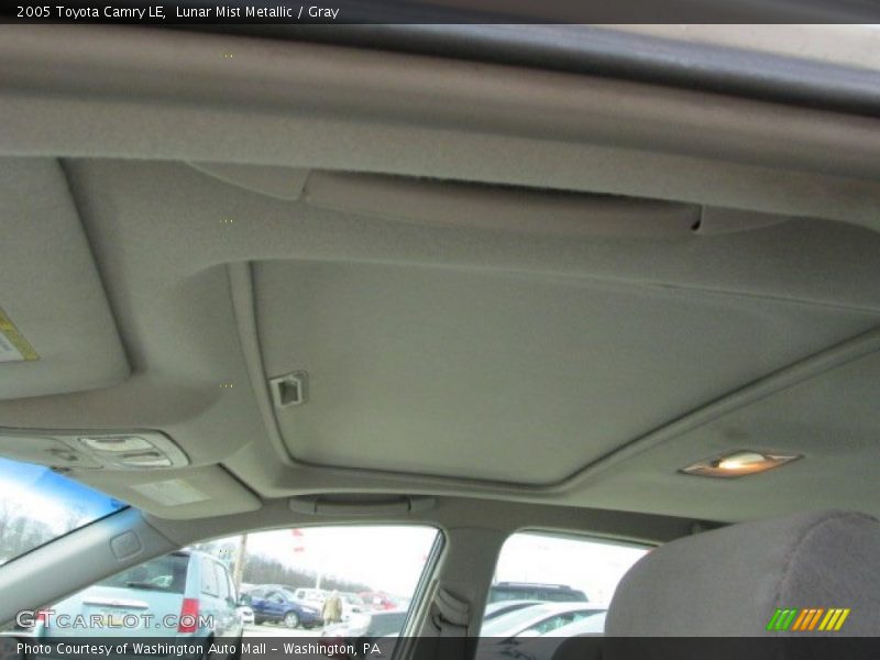 Lunar Mist Metallic / Gray 2005 Toyota Camry LE