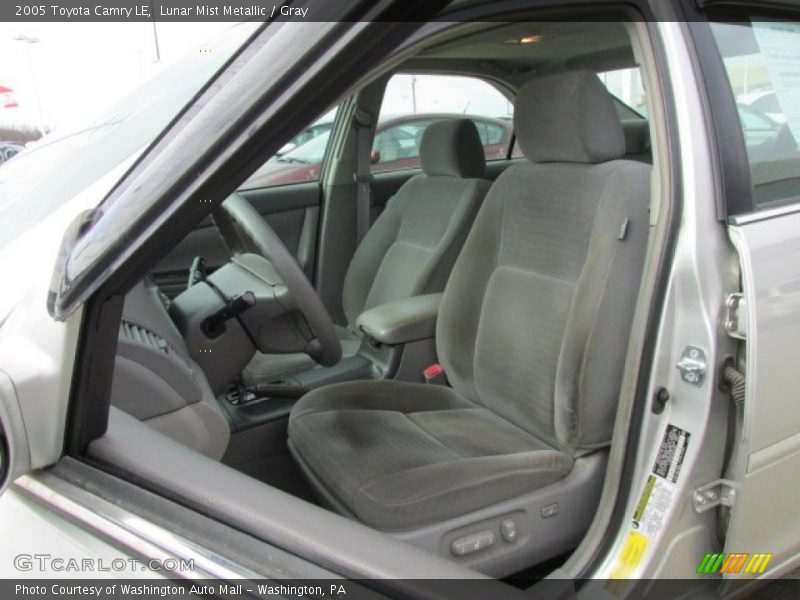 Lunar Mist Metallic / Gray 2005 Toyota Camry LE