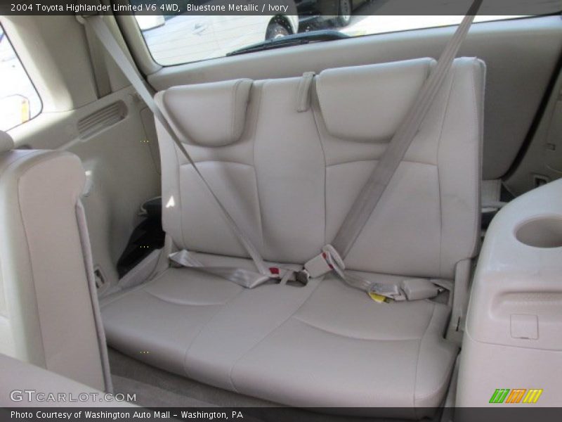 Bluestone Metallic / Ivory 2004 Toyota Highlander Limited V6 4WD