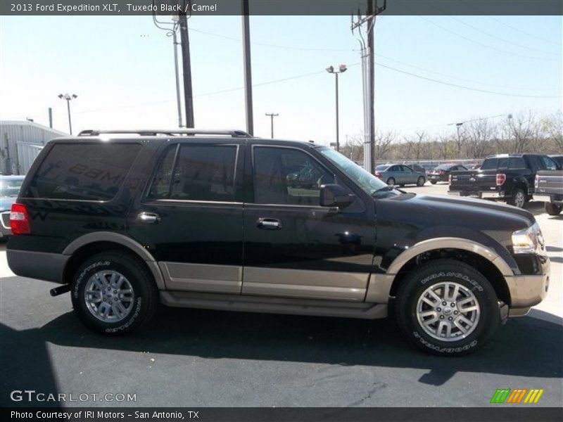 Tuxedo Black / Camel 2013 Ford Expedition XLT