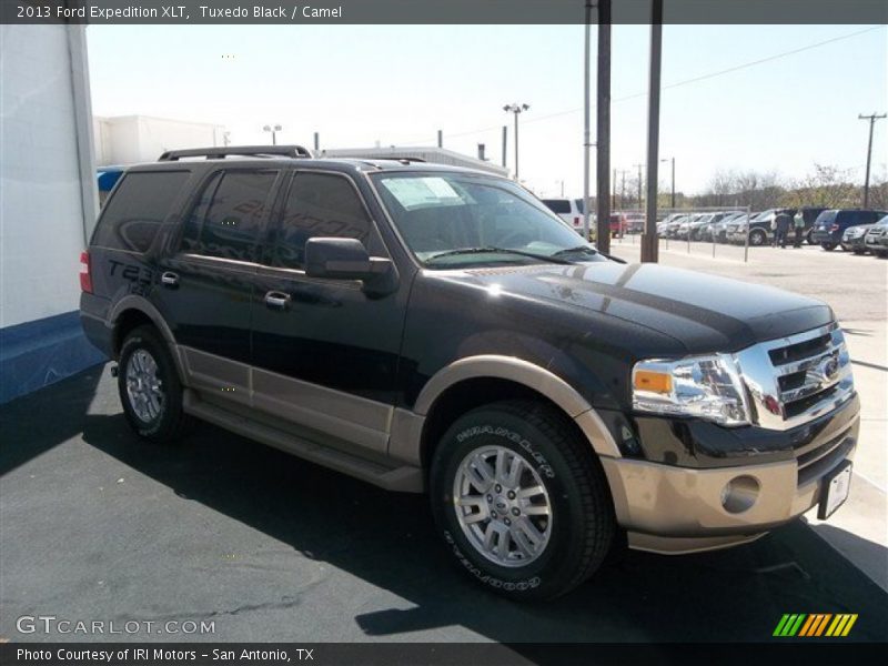 Tuxedo Black / Camel 2013 Ford Expedition XLT