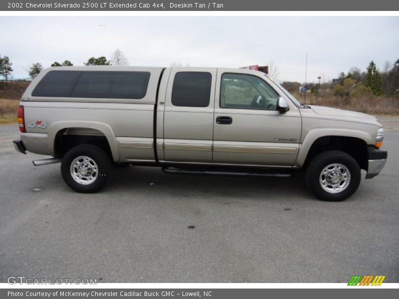  2002 Silverado 2500 LT Extended Cab 4x4 Doeskin Tan