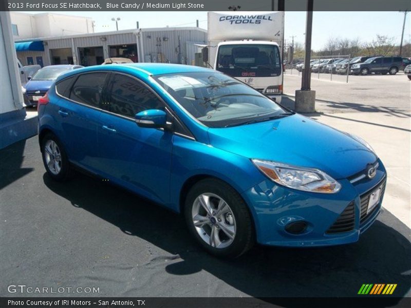 Blue Candy / Medium Light Stone 2013 Ford Focus SE Hatchback