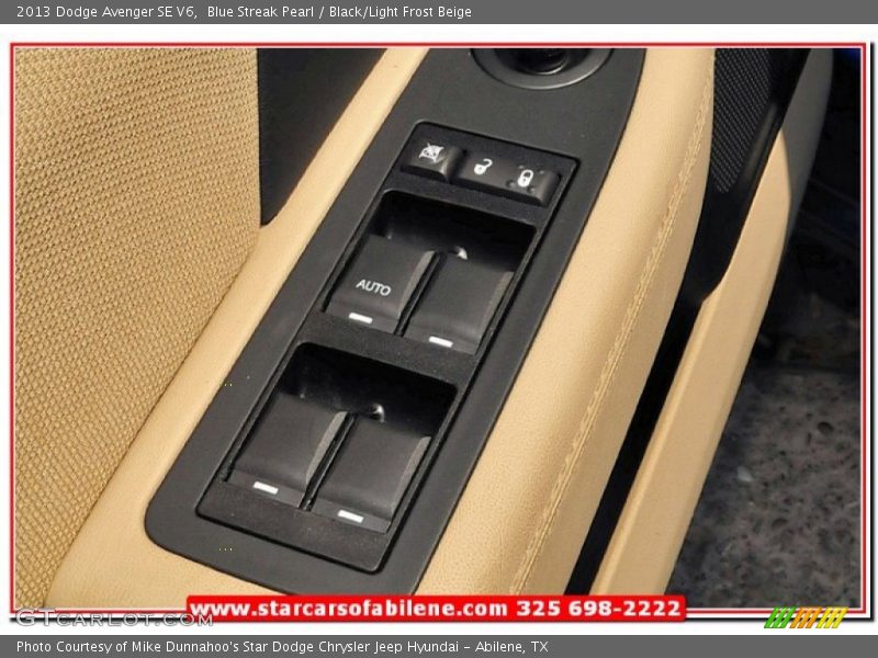 Blue Streak Pearl / Black/Light Frost Beige 2013 Dodge Avenger SE V6
