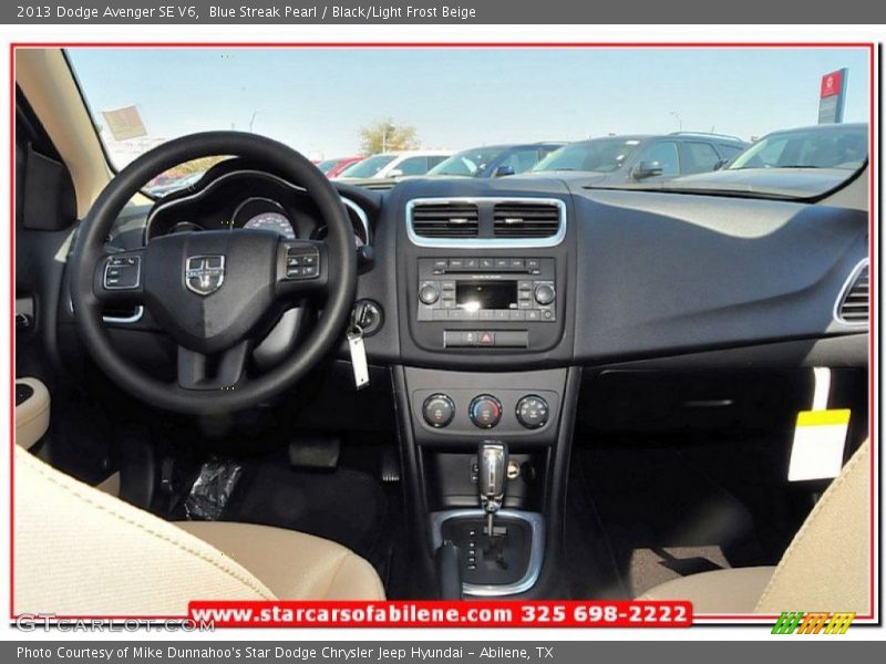Blue Streak Pearl / Black/Light Frost Beige 2013 Dodge Avenger SE V6