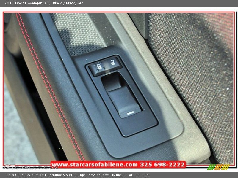 Black / Black/Red 2013 Dodge Avenger SXT