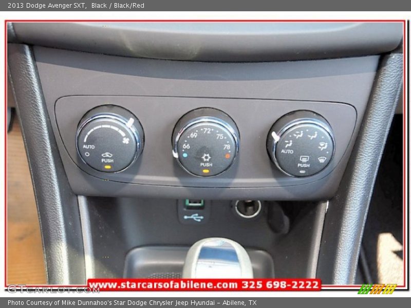 Black / Black/Red 2013 Dodge Avenger SXT