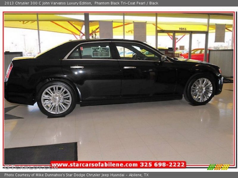 Phantom Black Tri-Coat Pearl / Black 2013 Chrysler 300 C John Varvatos Luxury Edition