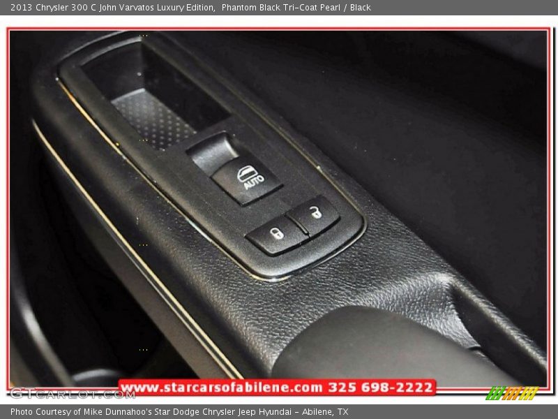Phantom Black Tri-Coat Pearl / Black 2013 Chrysler 300 C John Varvatos Luxury Edition