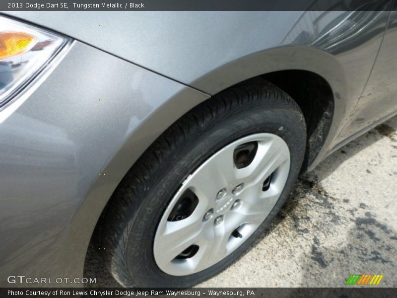 Tungsten Metallic / Black 2013 Dodge Dart SE