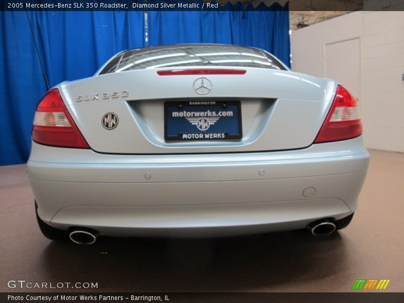 Diamond Silver Metallic / Red 2005 Mercedes-Benz SLK 350 Roadster