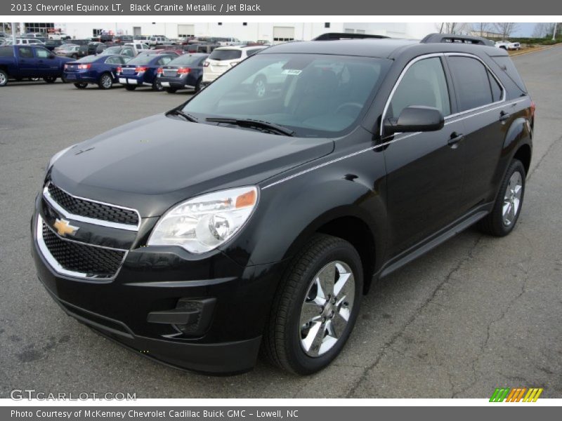 Front 3/4 View of 2013 Equinox LT