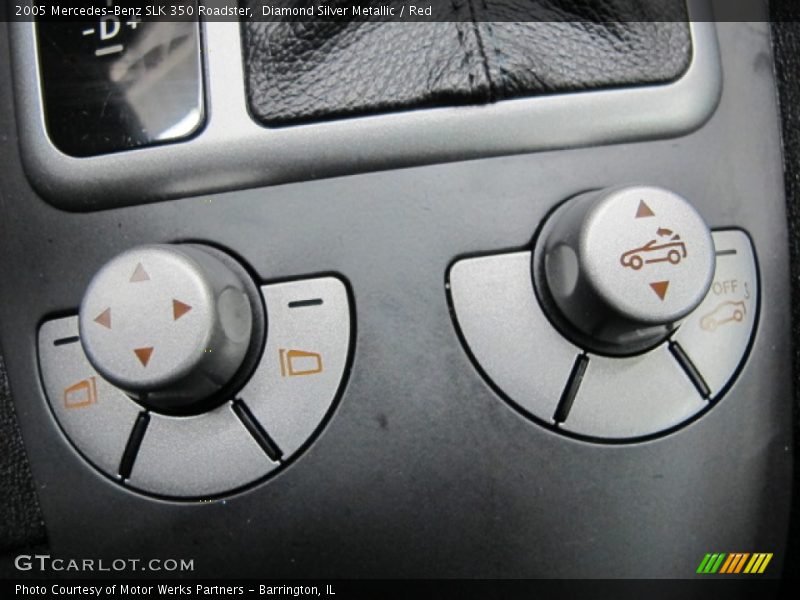 Controls of 2005 SLK 350 Roadster