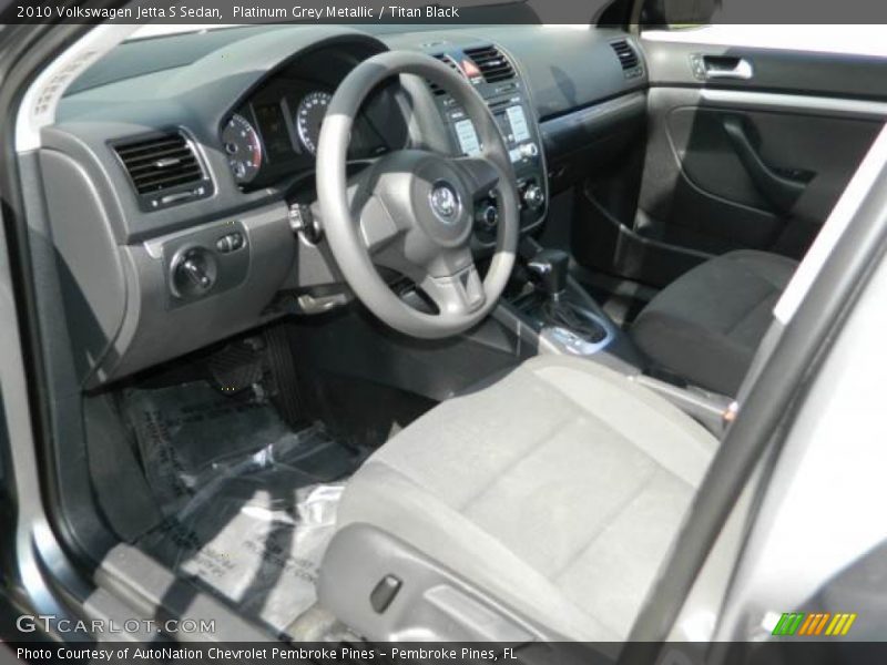 Platinum Grey Metallic / Titan Black 2010 Volkswagen Jetta S Sedan