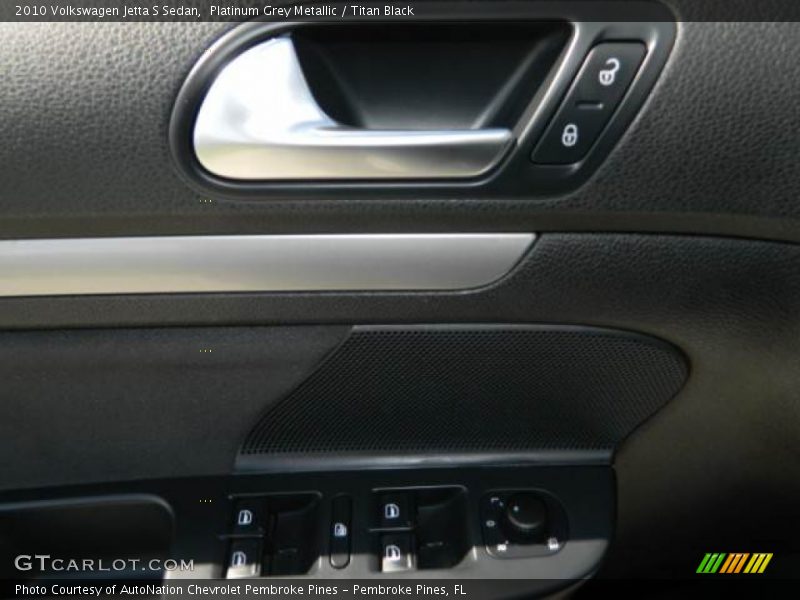 Platinum Grey Metallic / Titan Black 2010 Volkswagen Jetta S Sedan