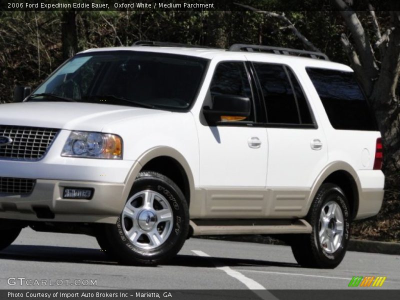 Oxford White / Medium Parchment 2006 Ford Expedition Eddie Bauer