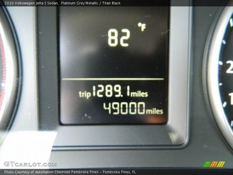Platinum Grey Metallic / Titan Black 2010 Volkswagen Jetta S Sedan